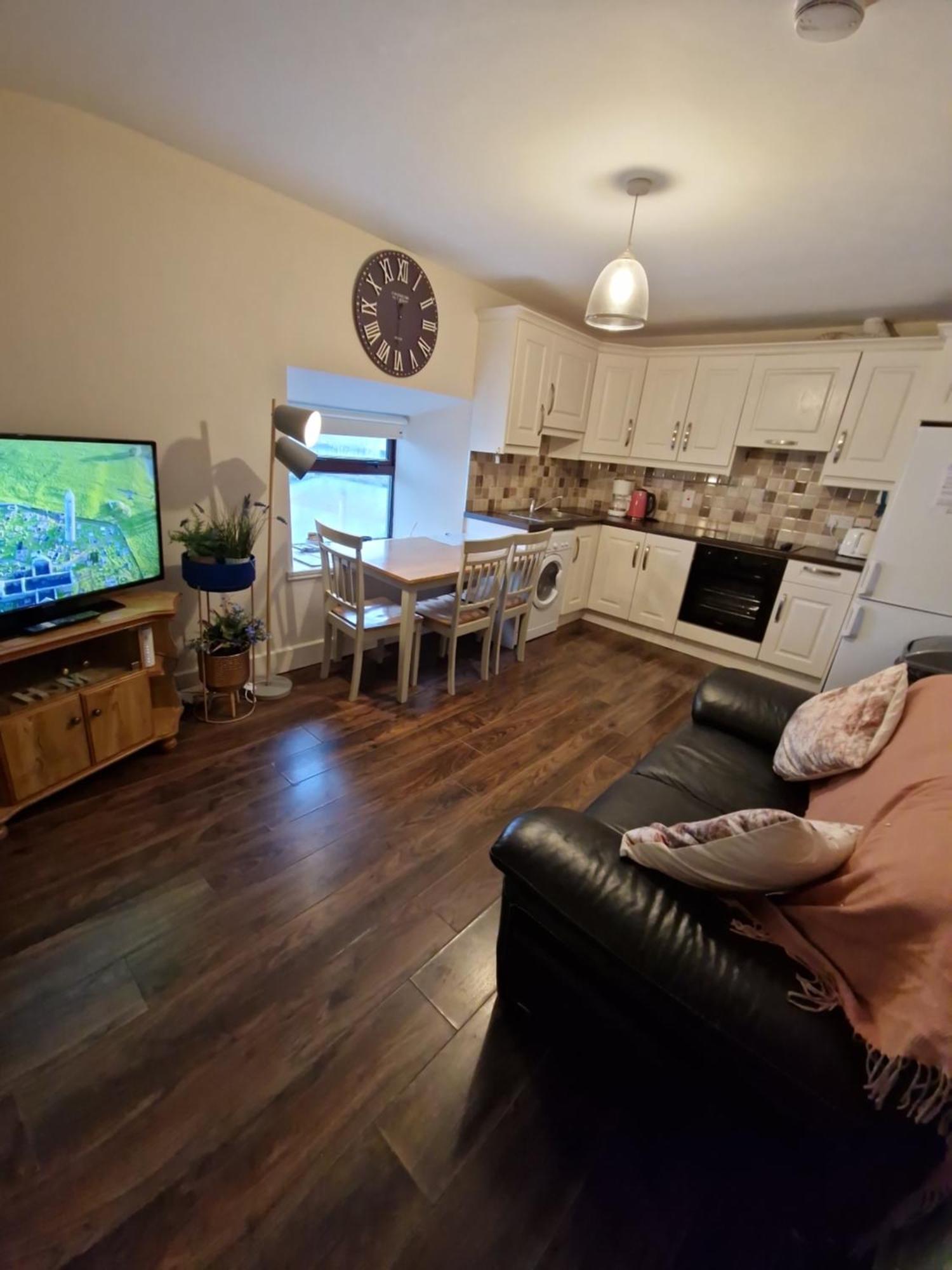 South Galway'S Gateway Apartment Экстерьер фото